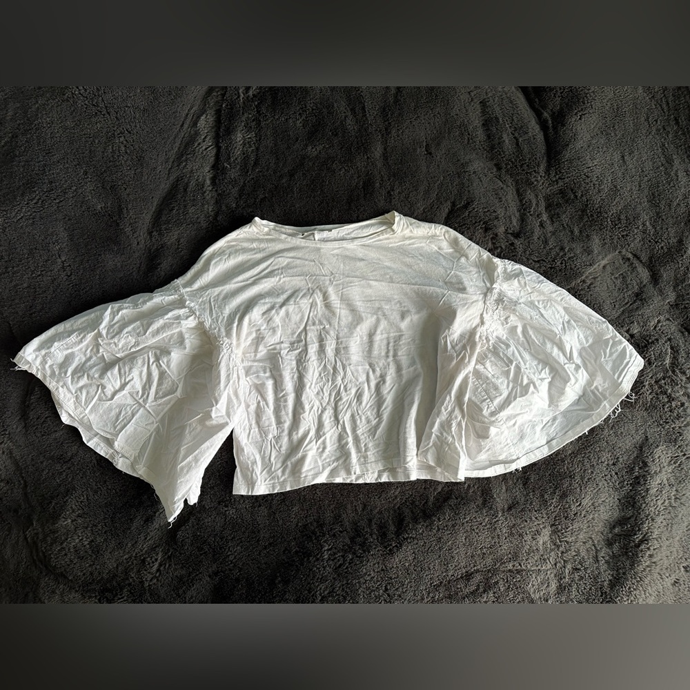 Zara white top with wide sleeves